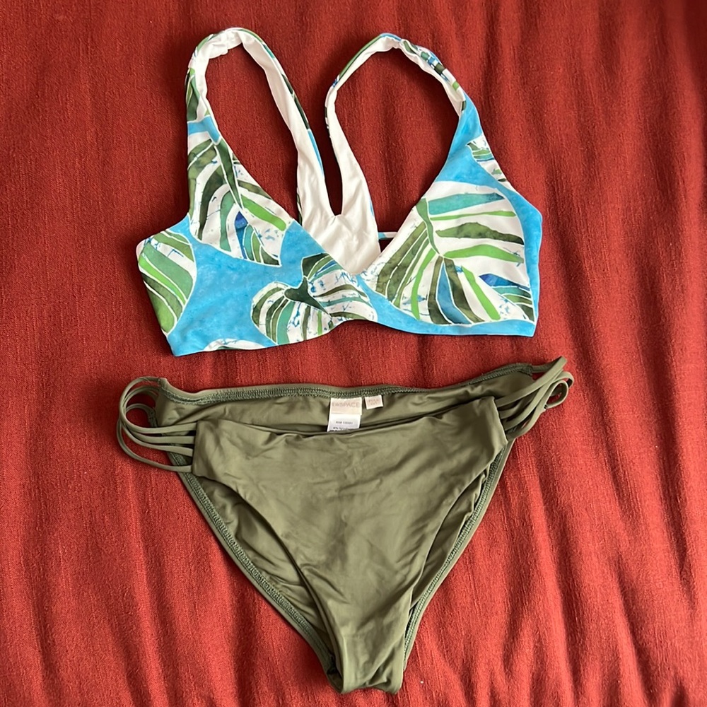 L*Space Two Piece Bathing Suit (Med Top, Large Bottom)